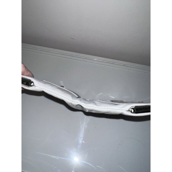 HOBO International Lauren Clutch Wallet Light Gray Leather KissLock Double Frame - Picture 12 of 16